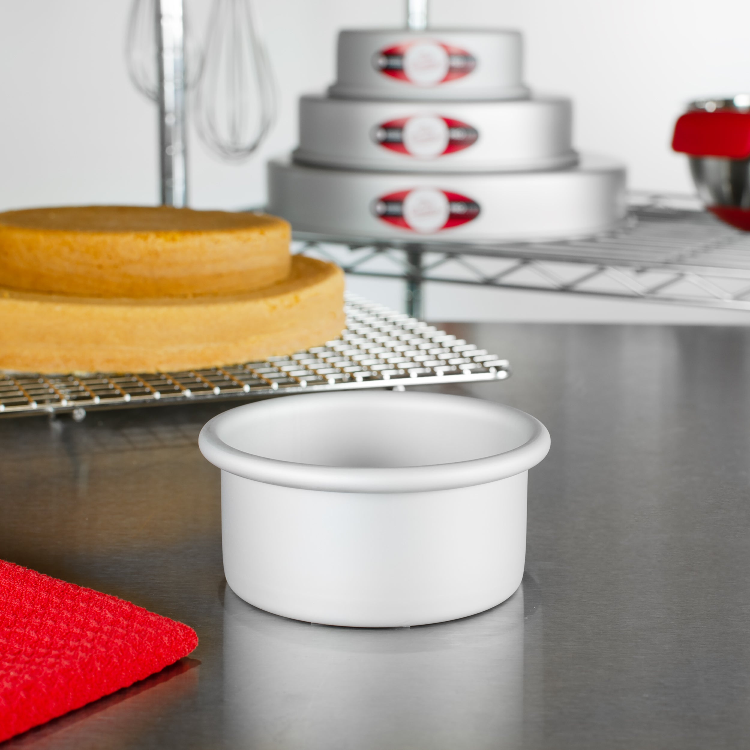 Fat Daddio, Anodized Aluminum, Round Pan, 4 in x 2 in (PRD-42) - Papagino Foods Inc.