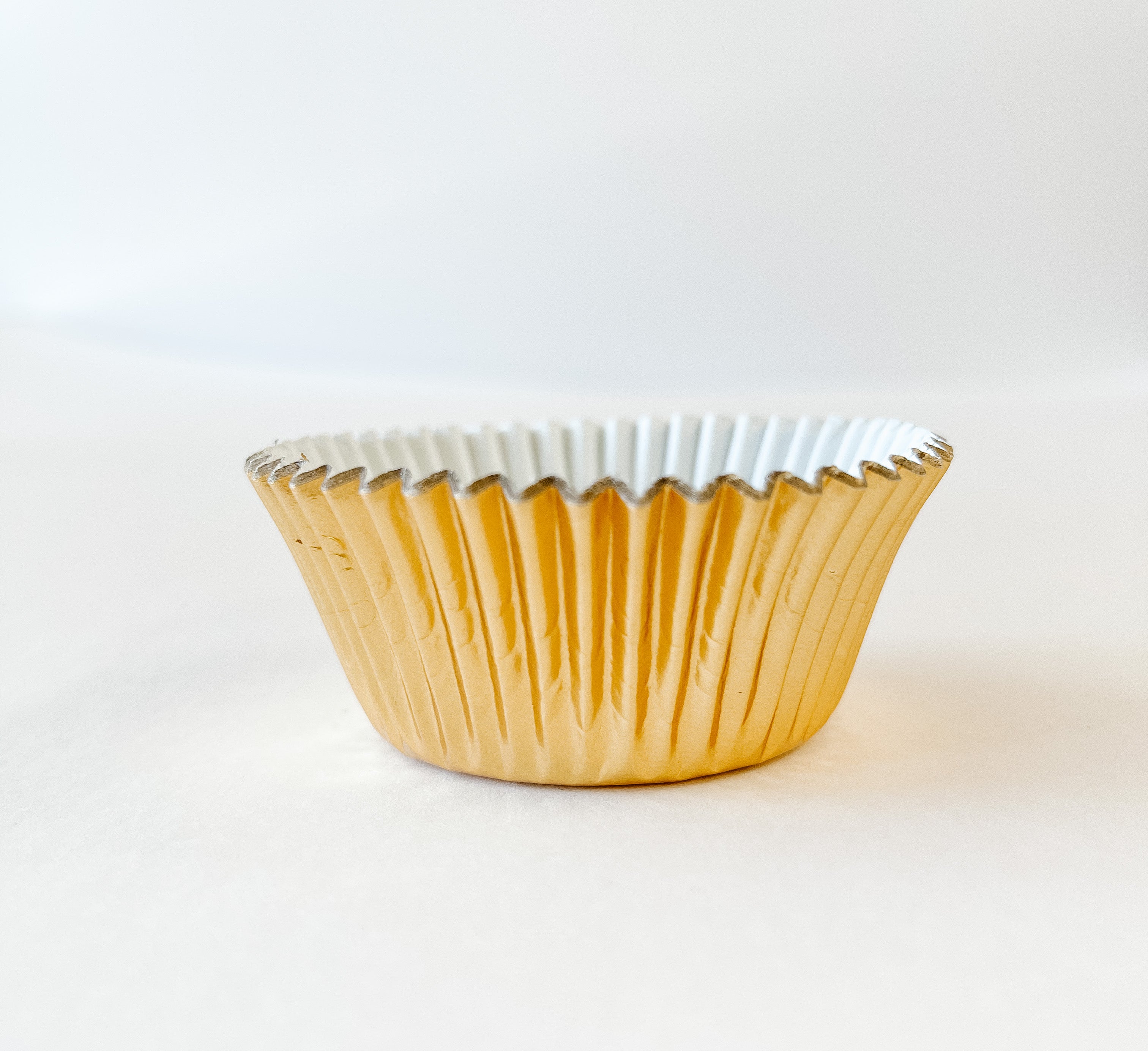 Regular Gold Foil Cupcake Liners - Papagino Foods Inc.