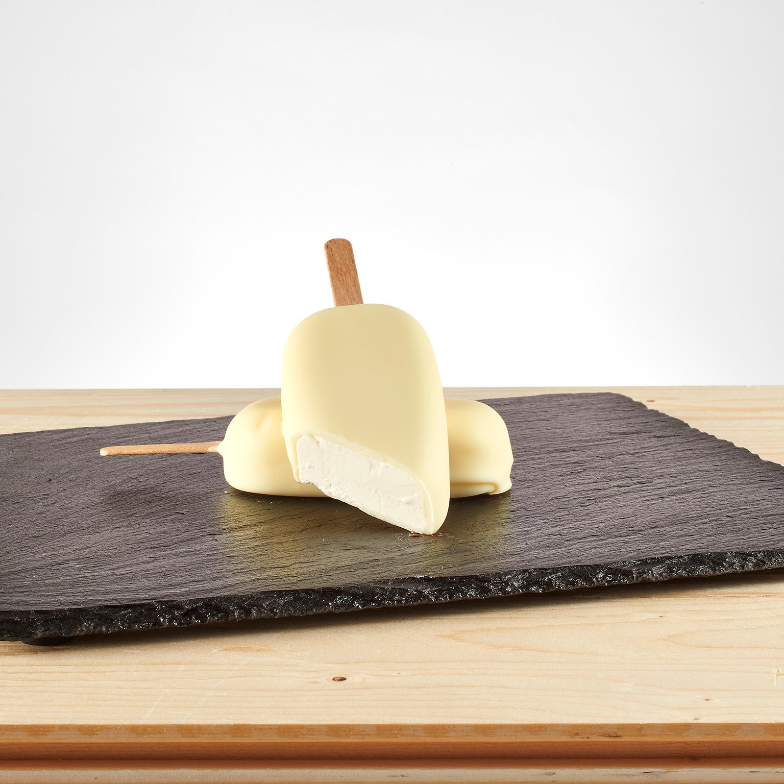 PreGel White Chocolate – Coriandoline Coating