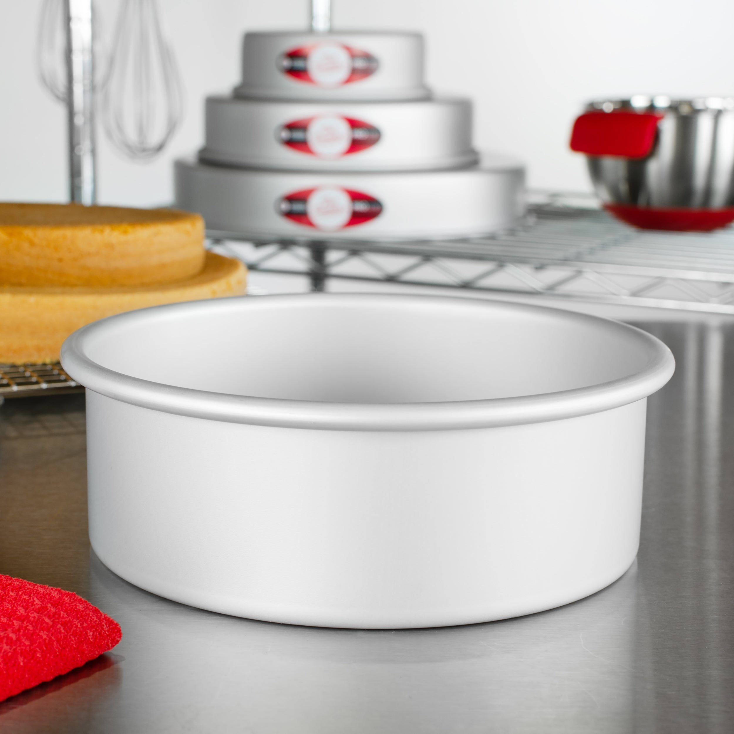 Fat Daddio, Anodized Aluminum, Round Pan, 8 in x 3 in (PRD-83) - Papagino Foods Inc.