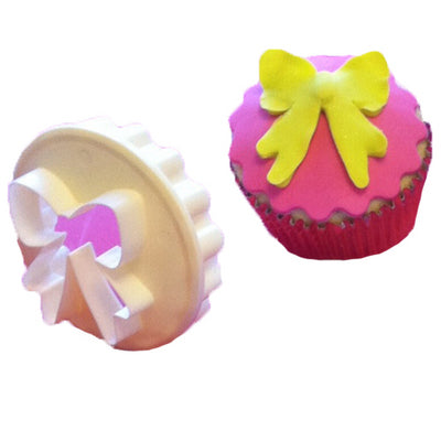 FMM Bow/Scallop Cupcake Cutter - Papagino Foods Inc.