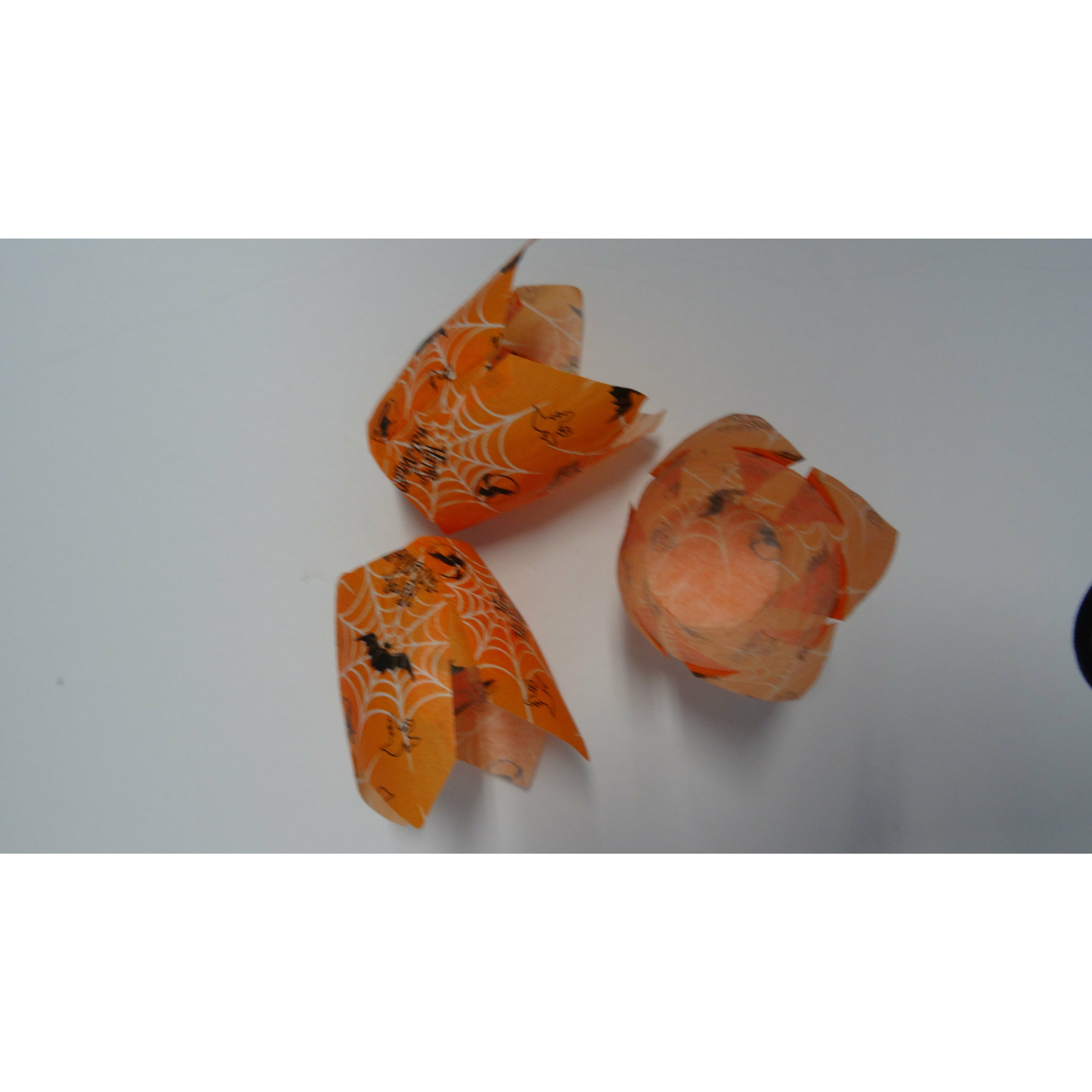 Halloween Orange Tulip Cupcake Insert (160mm x 160mm) x100pcs - Papagino Foods Inc.