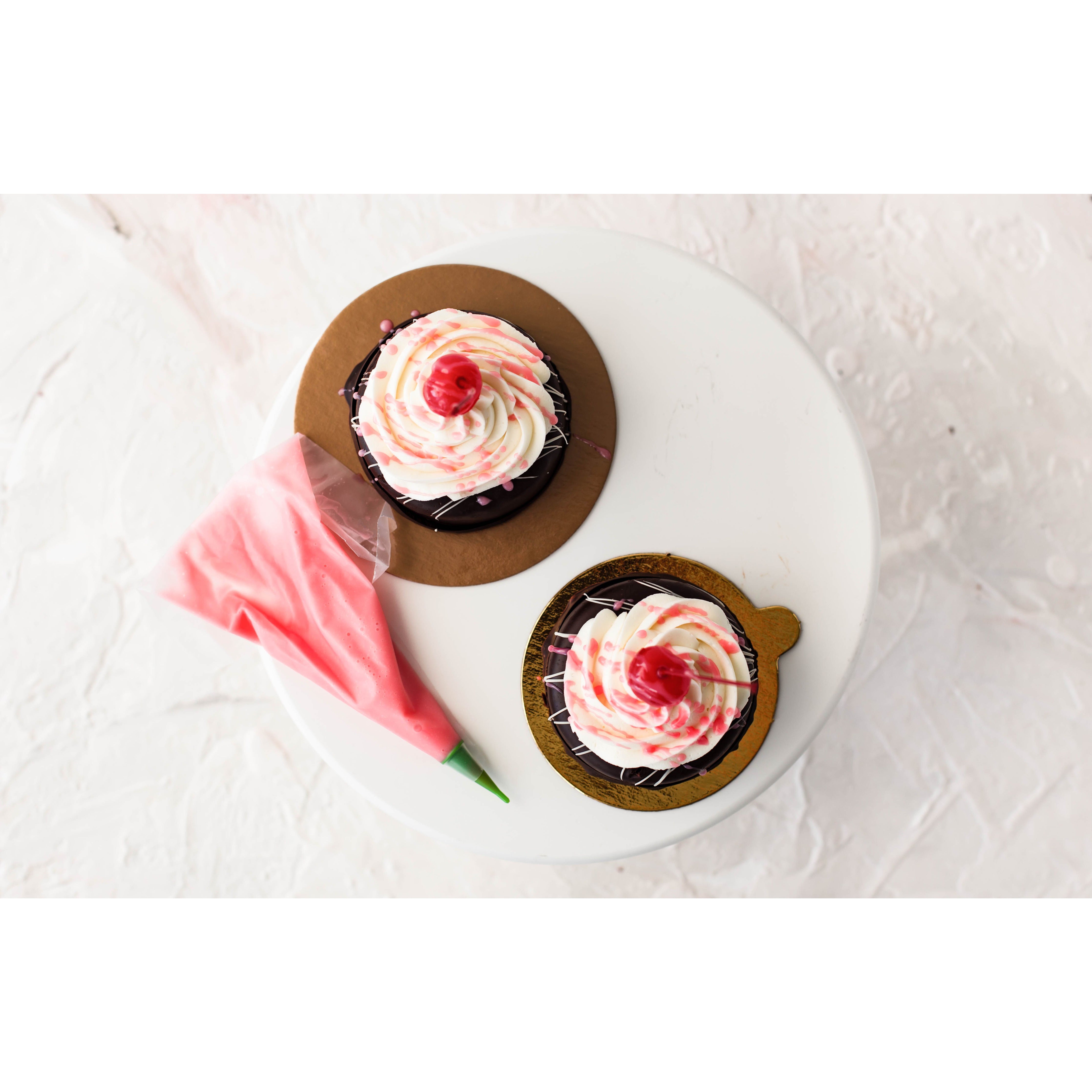 Disposable Sweetliner Piping Bag & Tips Set 10 Piping Bags + 10 Piping Nozzles - Papagino Foods Inc.