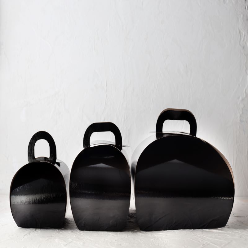 Black Tulip Cup Cake Boxes Quad 8" x 8" / 100 pack with matching cupcake insert - Papagino Foods Inc.