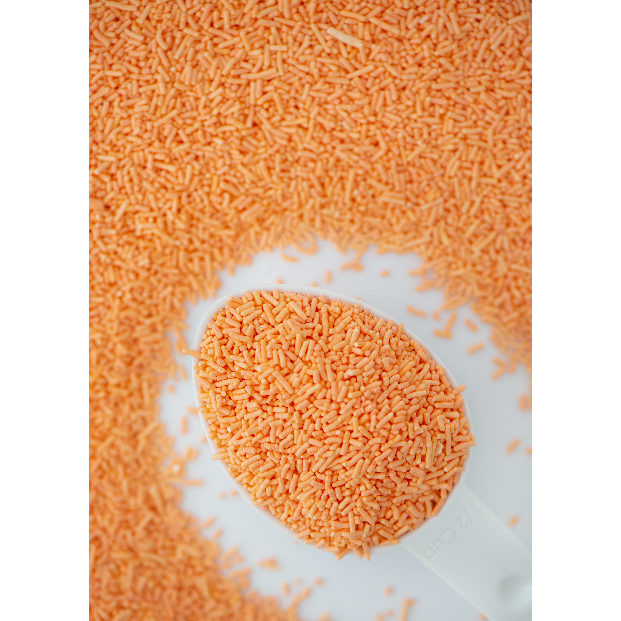 PEACH CRUNCHY SPRINKLES BBD **FEB 2022** - 4 oz Sweetapolita - Papagino Foods Inc.