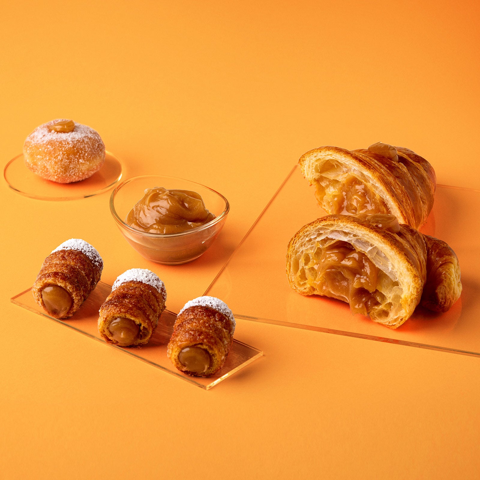 PreGel Farcimax Salted Caramel flavor in a jar, showcasing smooth caramel filling with salted topping for desserts and confections.