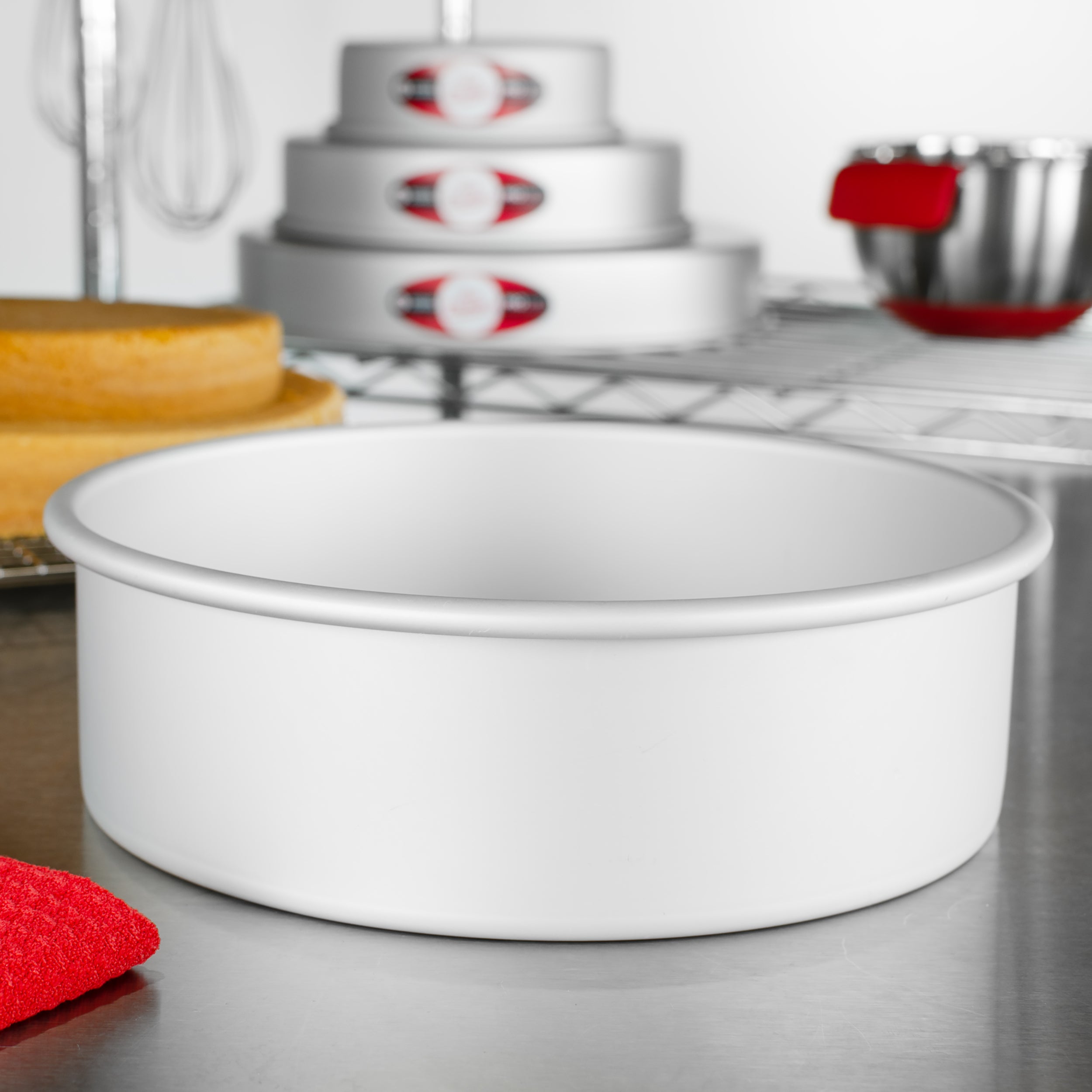 Fat Daddio, Anodized Aluminum, Round Pan, 10 in x 3 in (PRD-103) - Papagino Foods Inc.