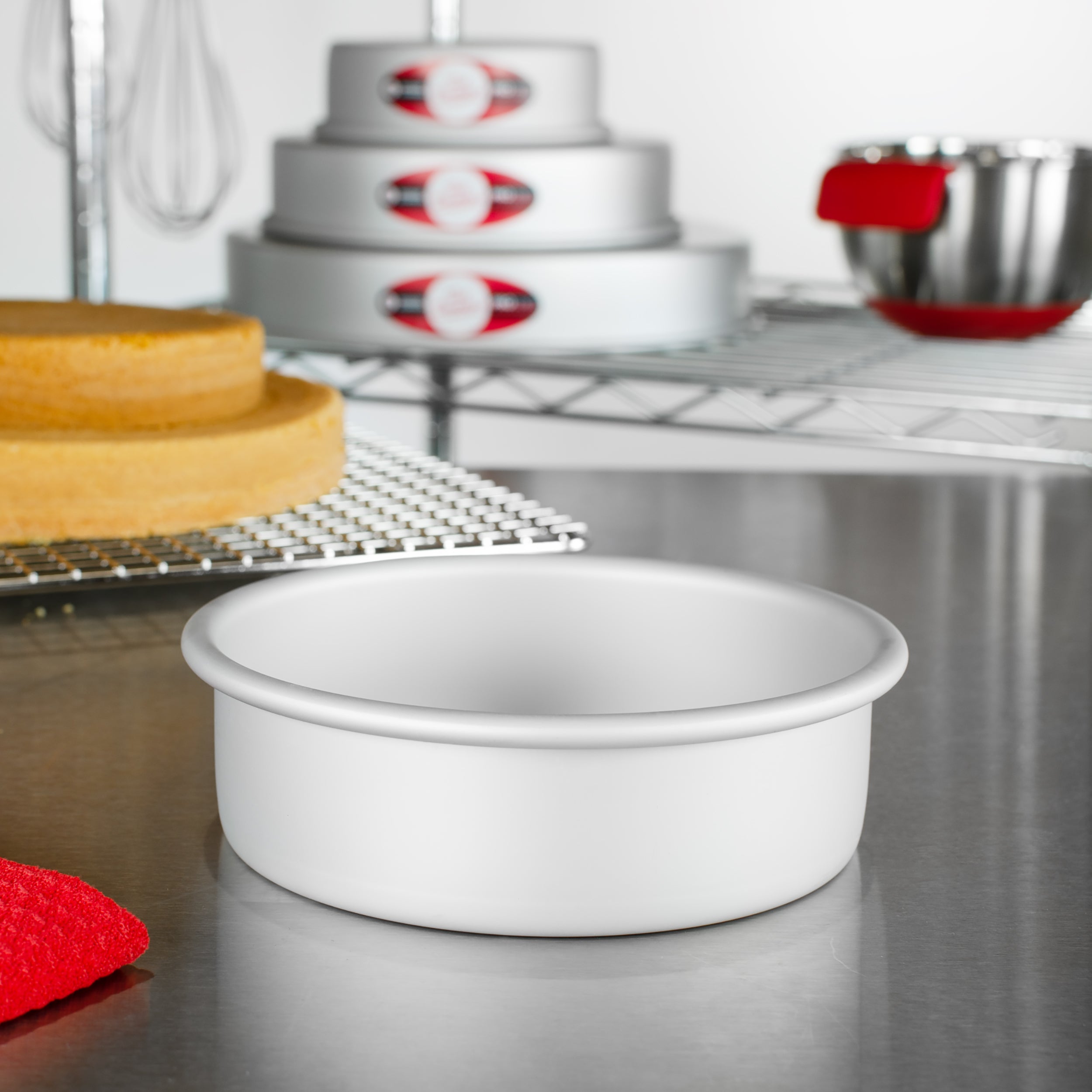 Fat Daddio, Anodized Aluminum, Round Pan, 6 in x 2 in (PRD-62) - Papagino Foods Inc.