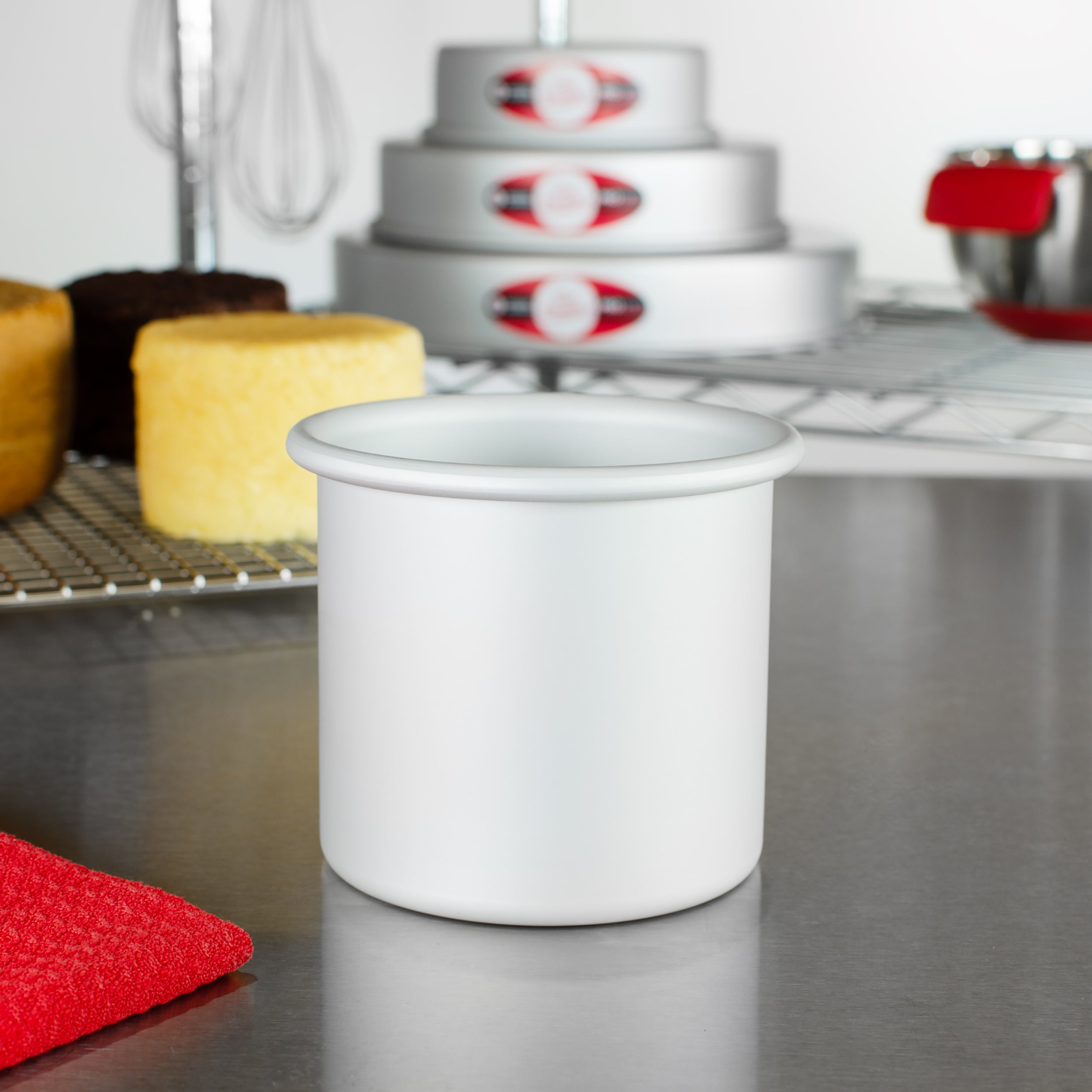 Fat Daddio Round Cake Pan 4″ x 4″ (10.2 x 10.2 cm) (PRD 44) - Papagino Foods Inc.
