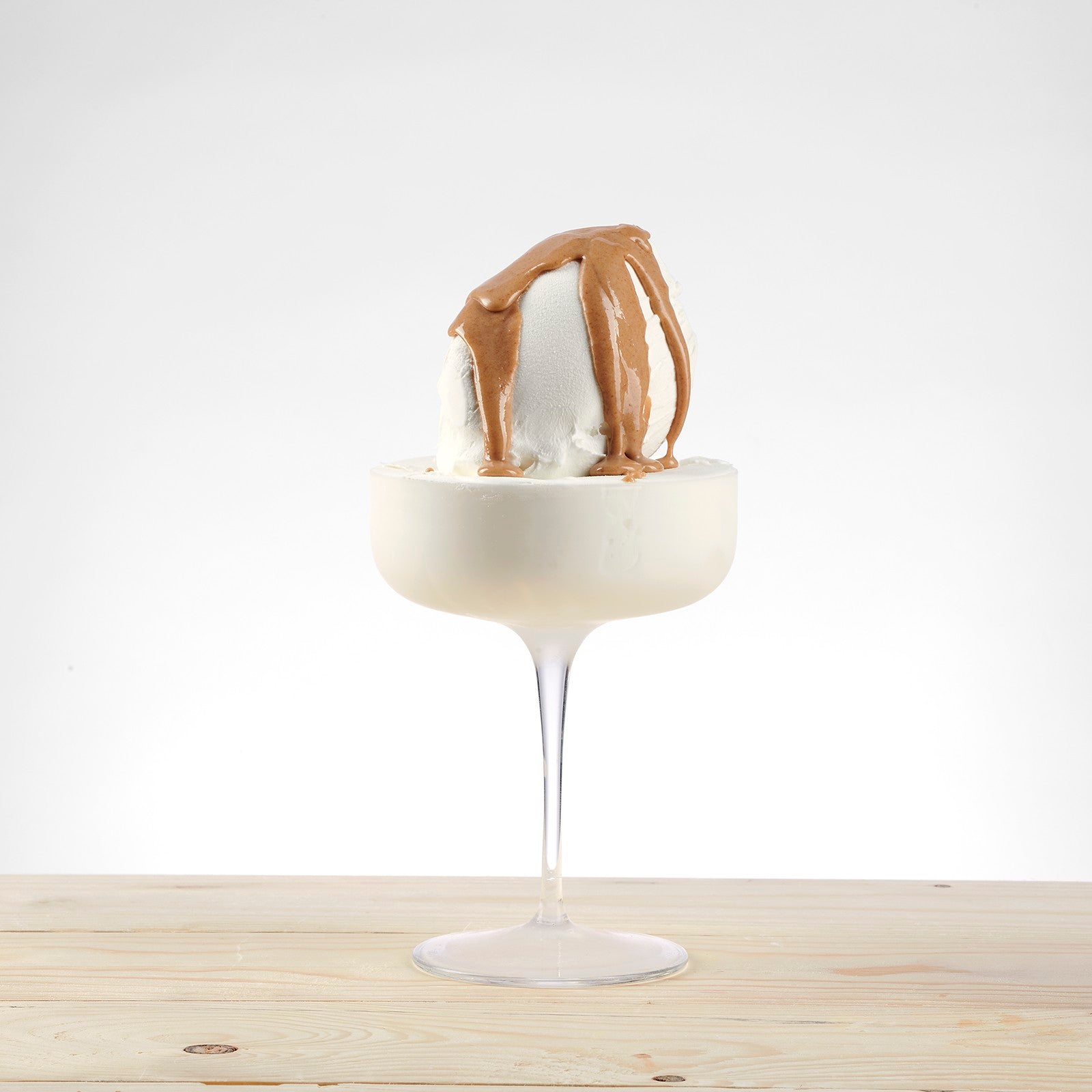 PreGel Cheesecake with graham cracker crust by Arabeschi, shown in a 3kg serving, from Papagino Foods Inc.
