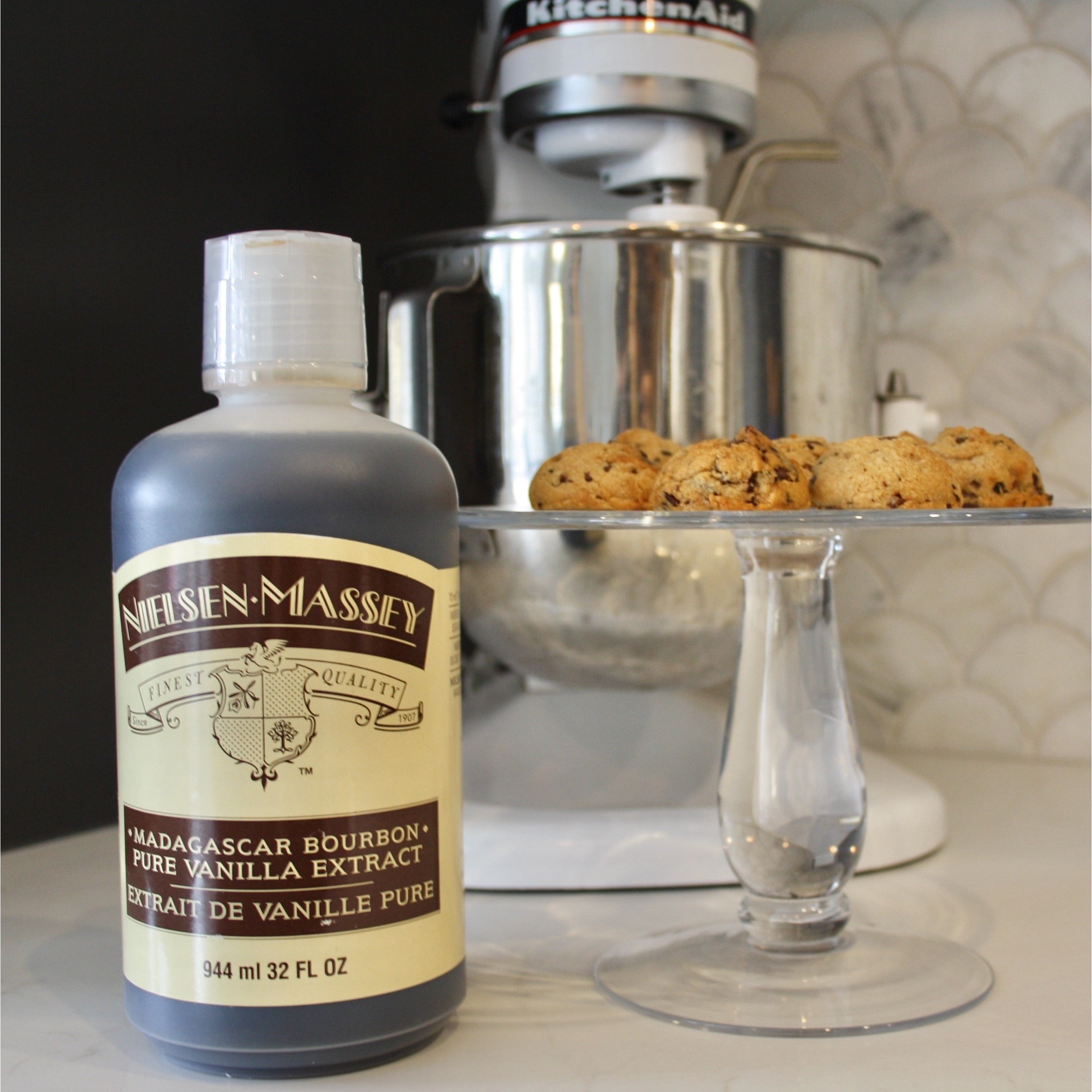 Nielsen Massey Madagascar Bourbon Pure Vanilla Extract 32 fluid oz ( PICKUP ONLY *FRAGILE ITEM*) - Papagino Foods Inc.